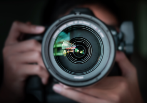 cámara fotográfica - Corriente alterna